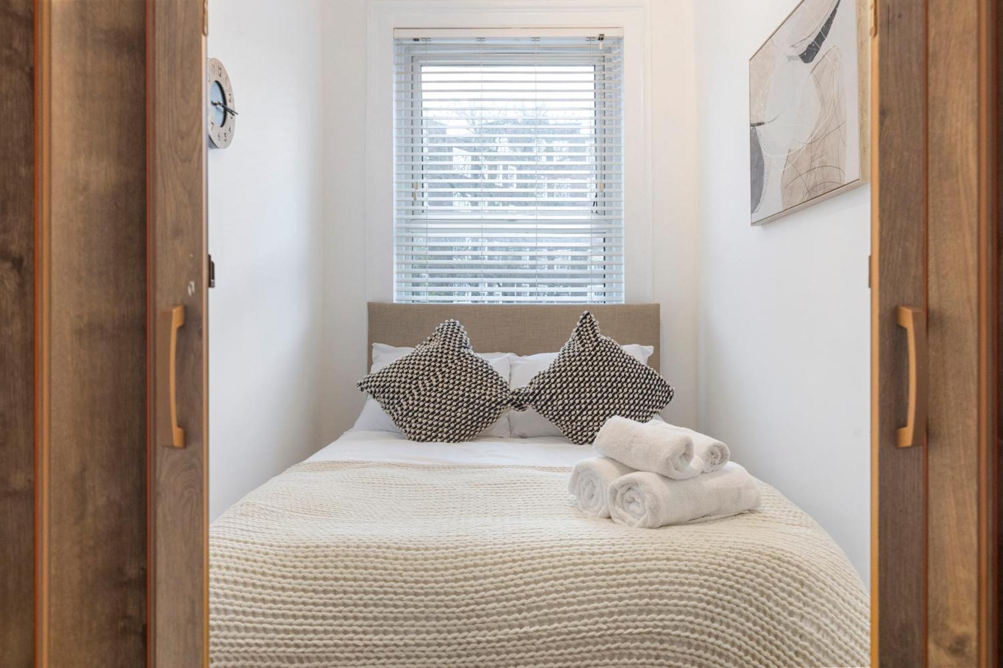 Rose Suite Camden Town 3 Bedroom Sleeps 11 ロンドン エクステリア 写真